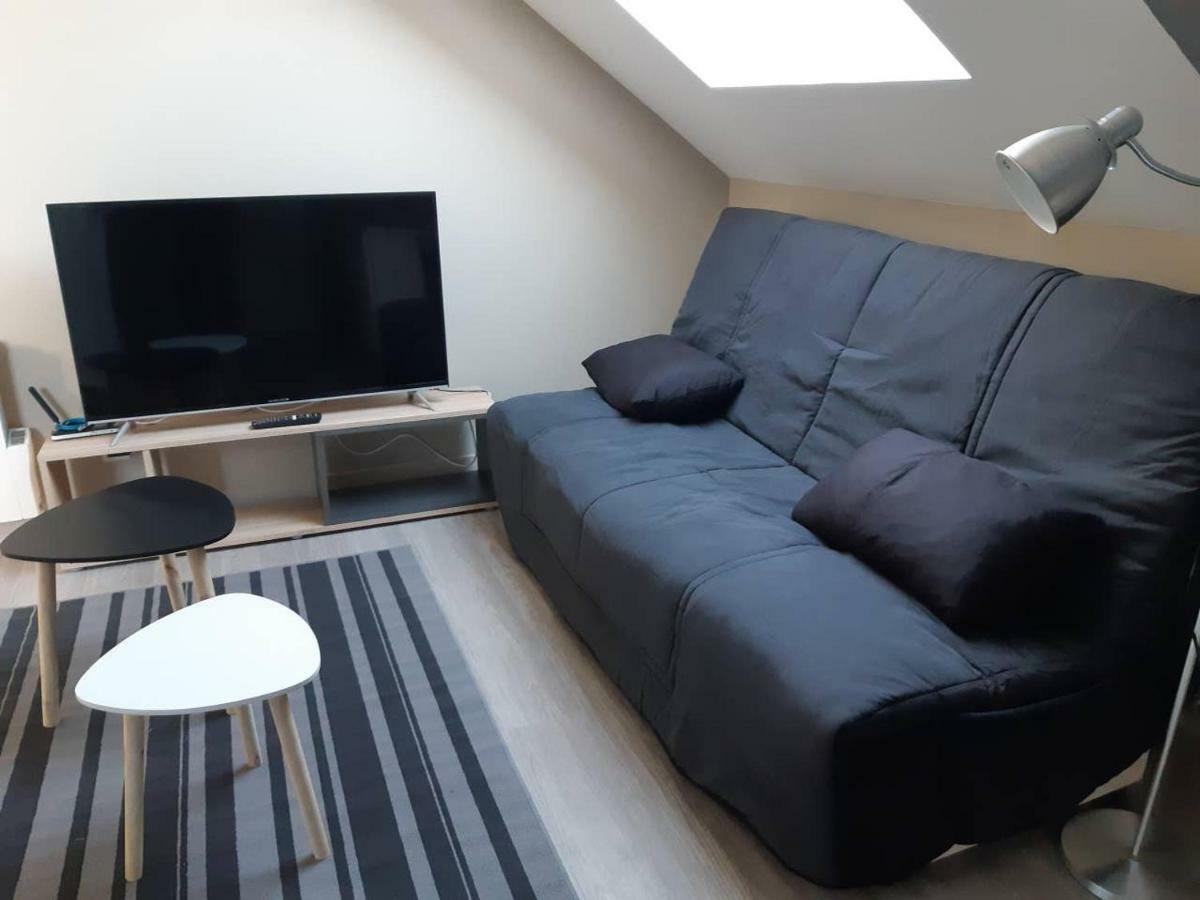 Elbeuf F2 Sweet Home Combles Netflix Wifi Luaran gambar